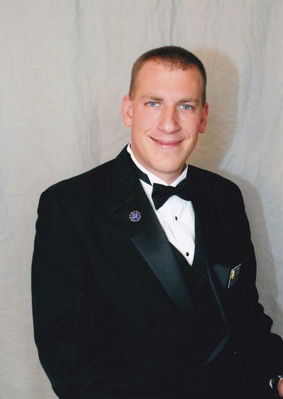 Jason Greth
2009

