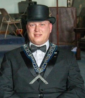 Matt Sampson
2021
